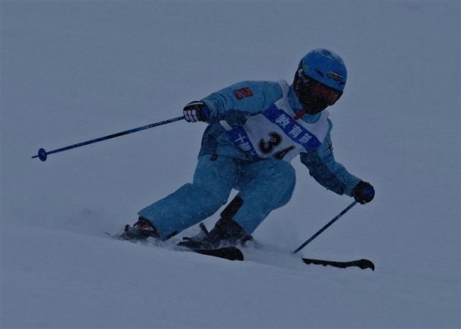 【写真】比留間2連覇、道Jr.スキー技術選手権ブロック大会