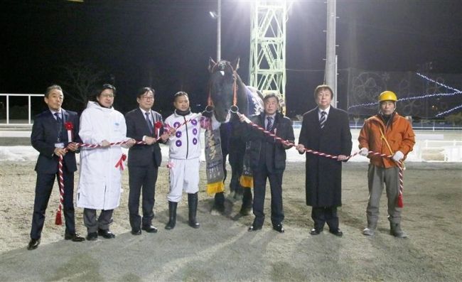 【写真】オレノココロ逆転勝利、ばんえいチャンピオンカップ