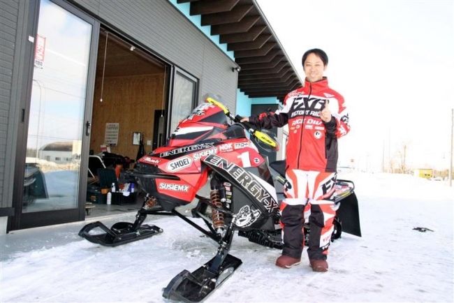 【写真】佐々木雅規、全日本スノーモービル年間３連覇に王手