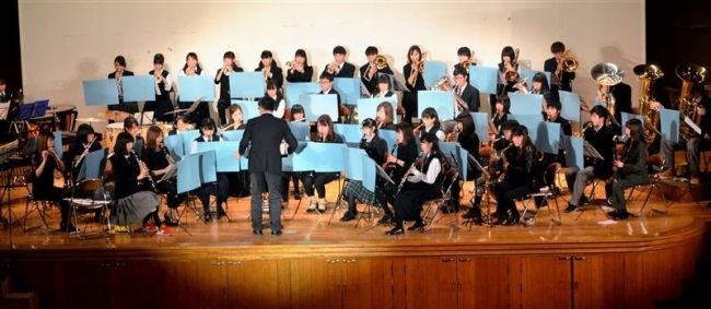 【写真】上士幌中学校・上士幌高校ジョイントコンサート