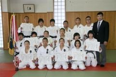 帯農男子団体１３連覇、女子中田Ｖ全十勝高校春季柔道
