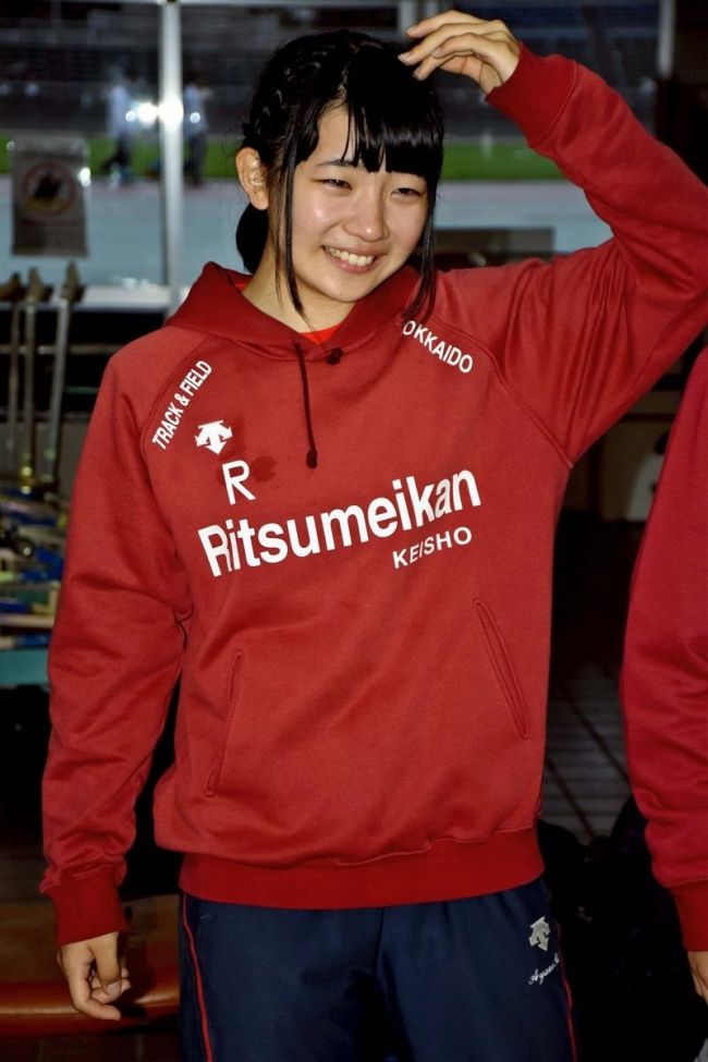 【写真】西山女子円盤投げ優勝、中谷やり投げ3位 道高体連陸上