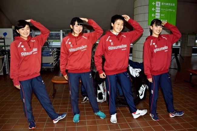 【写真】西山女子円盤投げ優勝、中谷やり投げ3位 道高体連陸上