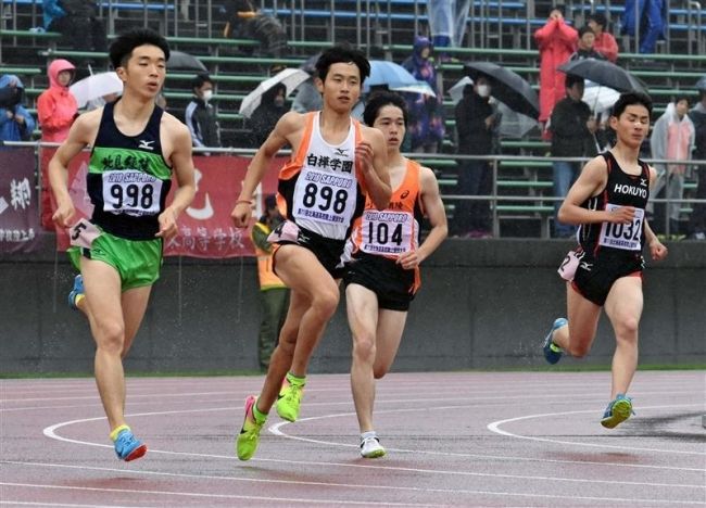 【写真】西山女子円盤投げ優勝、中谷やり投げ3位 道高体連陸上