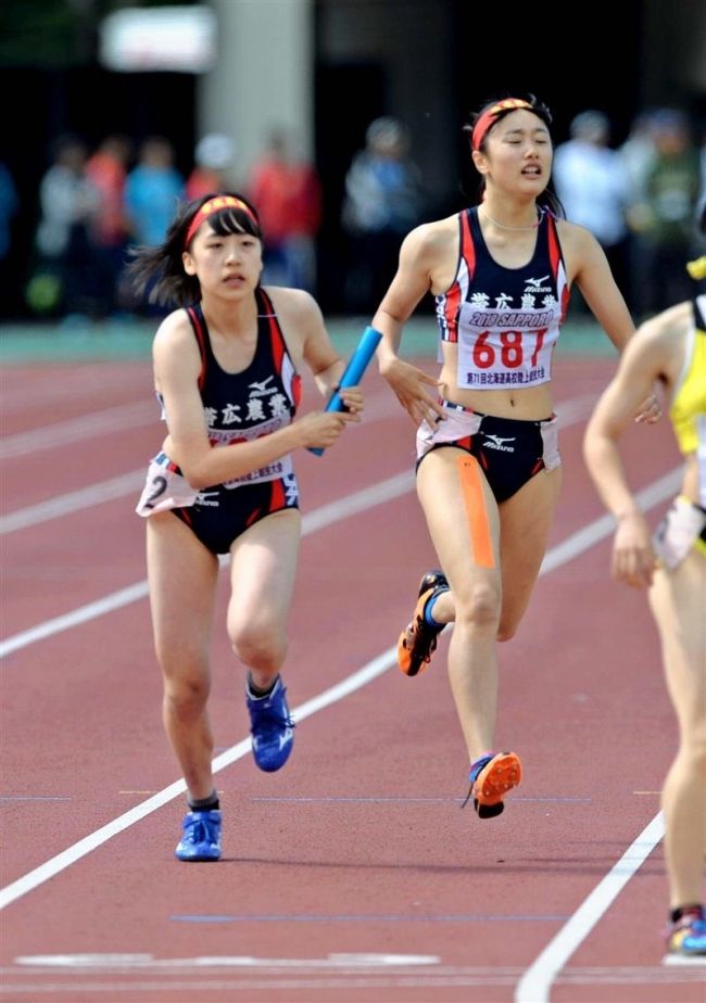 【写真】帯農砲丸投表彰台独占 白樺三段跳ワンツー 道高体連陸上