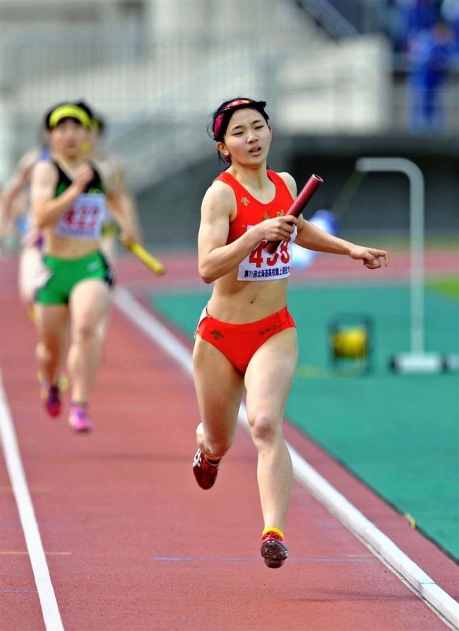 【写真】帯農砲丸投表彰台独占 白樺三段跳ワンツー 道高体連陸上