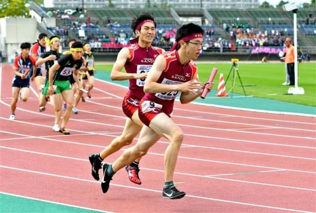 【写真】帯農砲丸投表彰台独占 白樺三段跳ワンツー 道高体連陸上