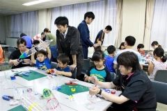 本番へペットボトルロケットづくり　大樹 4