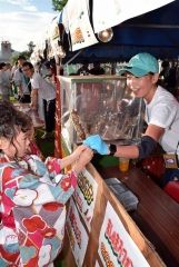 初のカラオケバトル盛り上がる　陸別・屋台村 6