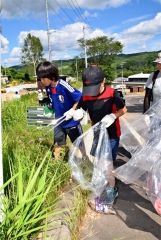 スポーツ少年団がごみ拾い　陸別 4