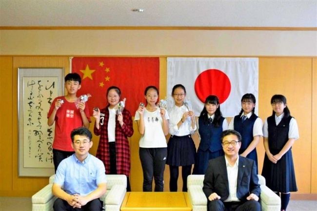 【写真】中国朝陽の高校生が３年ぶり来帯　帯広市相互派遣事業で