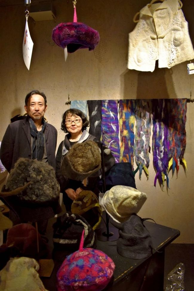 京都のフェルト作家　道内初巡回展　ミントカフェでスタート