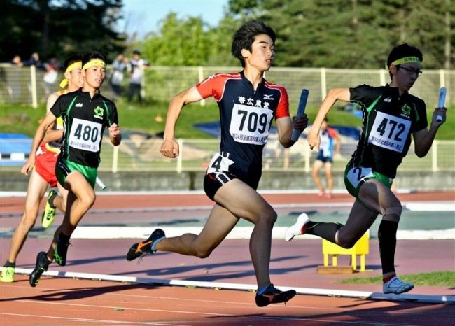 【写真】西山女子円盤投げ連覇、帯農リレー準V道高校新人陸上