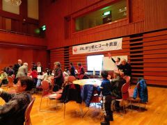 折り紙ヒコーキで交流　中札内 2