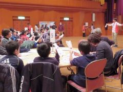 折り紙ヒコーキで交流　中札内 6