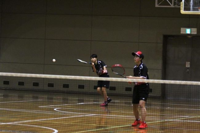 【写真】横内・長屋組Ｖ　全十勝室内ソフトテニスＢ級女子
