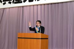 統一地方選へ気勢　共産党演説会 3