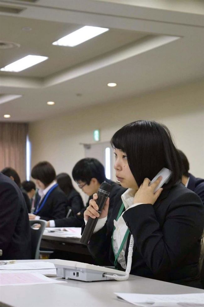 【写真】新入社員向けのセミナーを開催　帯商