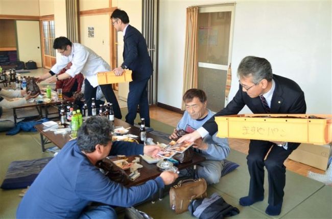 【写真】コロッケパン「十勝産」に　満寿屋