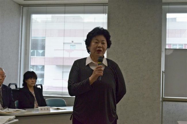 【写真】新会長に村上さん　十勝消費者協会連合会