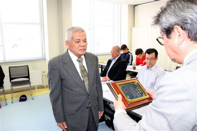 【写真】帯広水泳協会総会、小柴会長再任、新理事長に石原氏