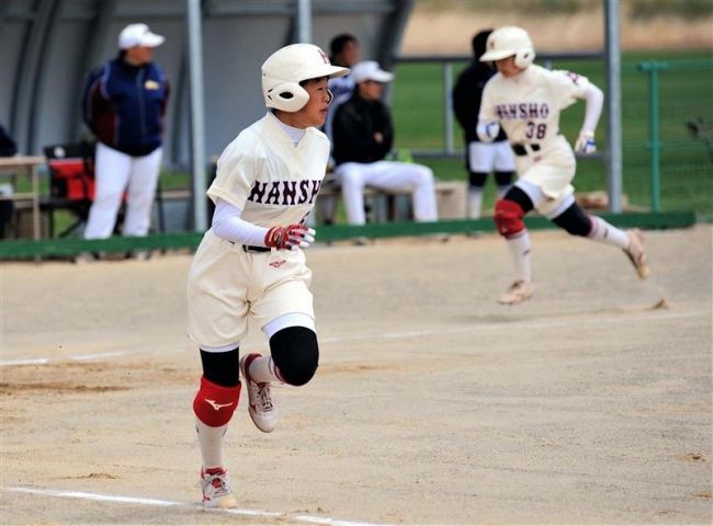 【写真】帯南商コールド完封で優勝、帯大谷準V 東北海道高校女子ソフトボール