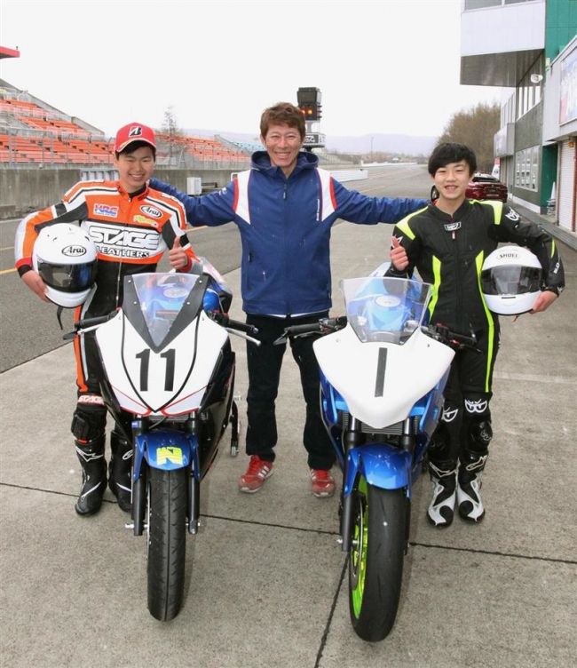 桑原駆ら中学生ロードライダー２人特訓、レジェンド武石さん指導