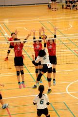 女子下音更3枚ブロック