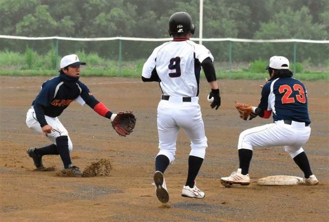 【写真】K―PLUCKコールドで4連覇 勝毎杯朝ソフトボール大会