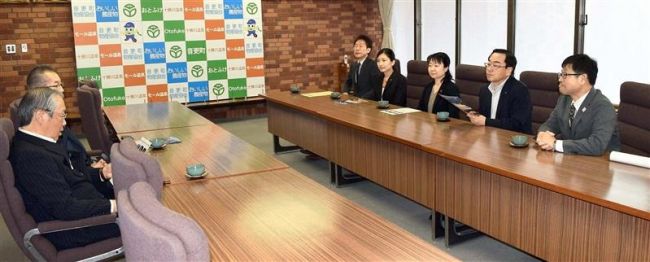 【写真】よつ葉乳業が「チームラボ」入場券寄付　音更