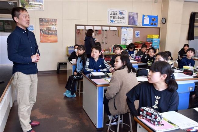 野生動物との共存考えて　稲田小で特別授業