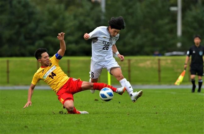 【写真】サッカー道東ブロックL最終節 十勝対決クラップス―蹴鞠会引き分け2位3位