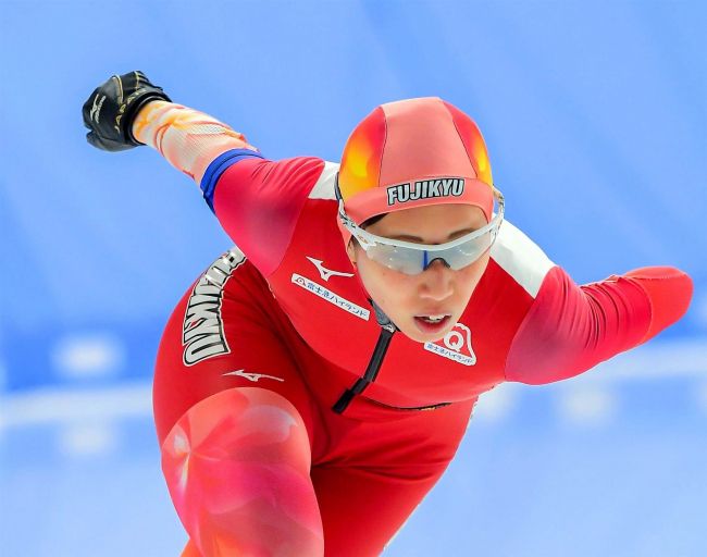 【写真】村上圧勝V、女子は郷2位 3000は酒井制す全日本選抜スケート八戸大会