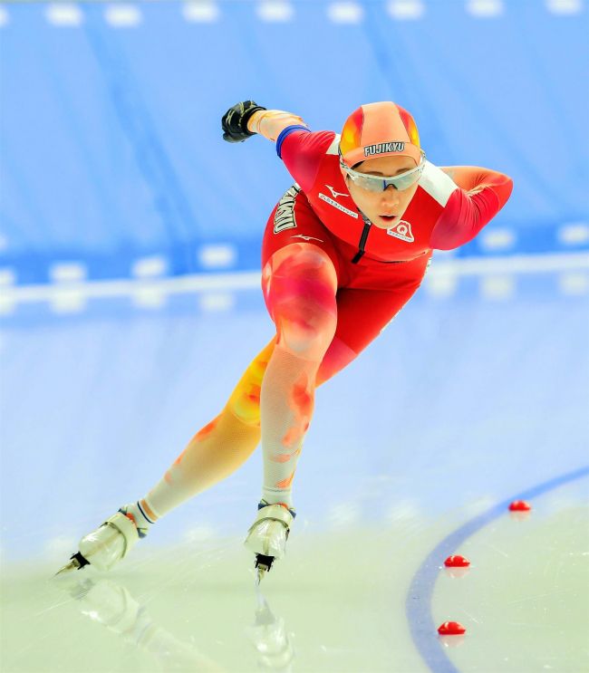 【写真】村上圧勝V、女子は郷2位 3000は酒井制す全日本選抜スケート八戸大会