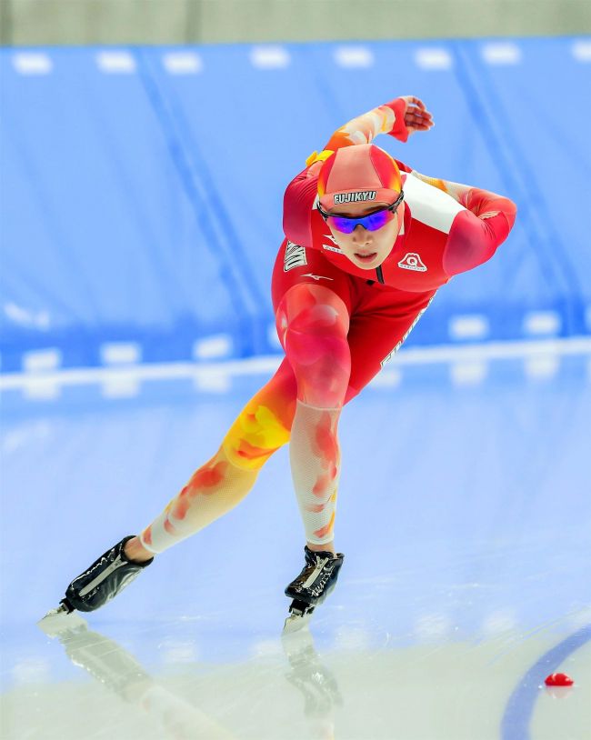 【写真】村上圧勝V、女子は郷2位 3000は酒井制す全日本選抜スケート八戸大会