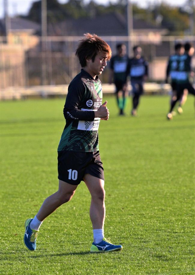 【写真】スカイアース本日最終節、FW松尾雄斗が志願のフル練習で闘志 全国地域CL
