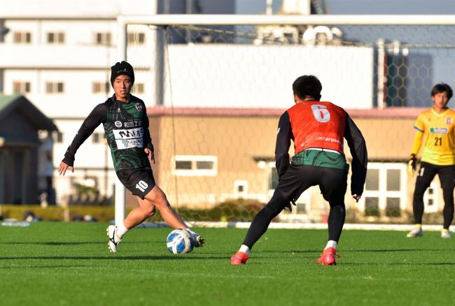【写真】スカイアース本日最終節、ＦＷ松尾雄斗が志願のフル練習で闘志　全国地域ＣＬ