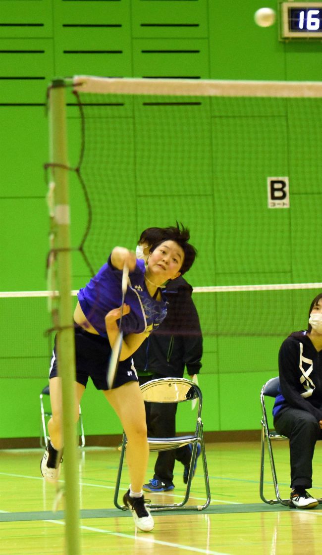 【写真】帯南商女子2連覇、帯大谷男子は18連覇 全十勝高校バドミントン新人団体戦