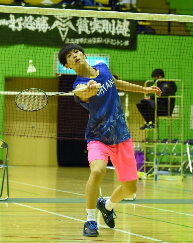 【写真】帯南商女子2連覇、帯大谷男子は18連覇 全十勝高校バドミントン新人団体戦