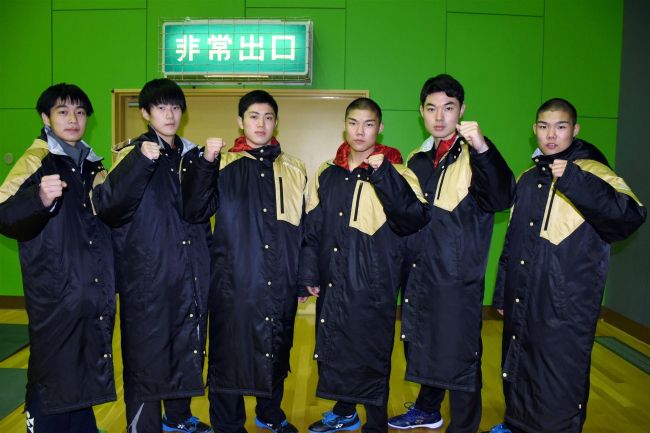 【写真】帯南商女子2連覇、帯大谷男子は18連覇 全十勝高校バドミントン新人団体戦