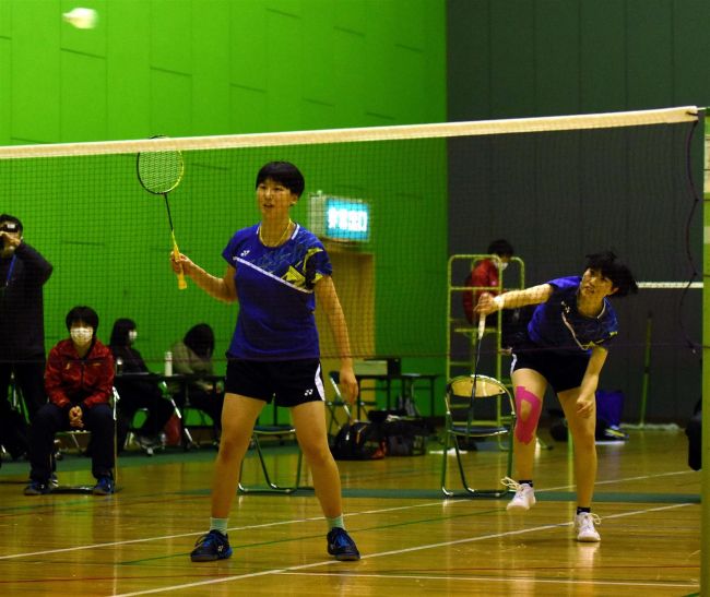 【写真】帯南商女子2連覇、帯大谷男子は18連覇 全十勝高校バドミントン新人団体戦