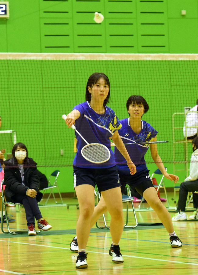 【写真】帯南商女子2連覇、帯大谷男子は18連覇 全十勝高校バドミントン新人団体戦