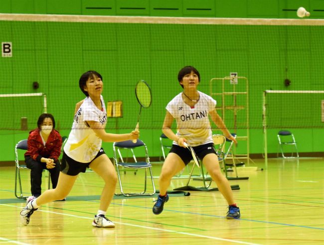 【写真】帯南商女子2連覇、帯大谷男子は18連覇 全十勝高校バドミントン新人団体戦