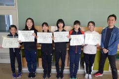 上浦幌中央小が大健闘　児童版画コンクール
