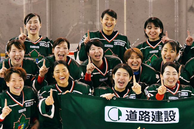 【写真】道路建設ペリグリン初V、富田勝利に貢献、女子アイホケ日本Lファイナル