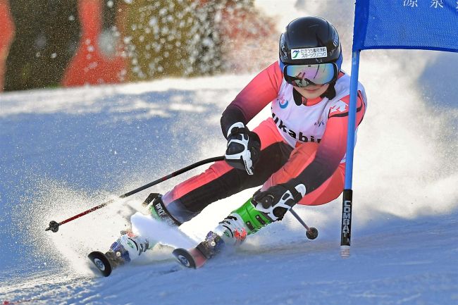 加藤もも子と今村心温、全日本ジュニアスキー選手権大会に出場　活躍目指す