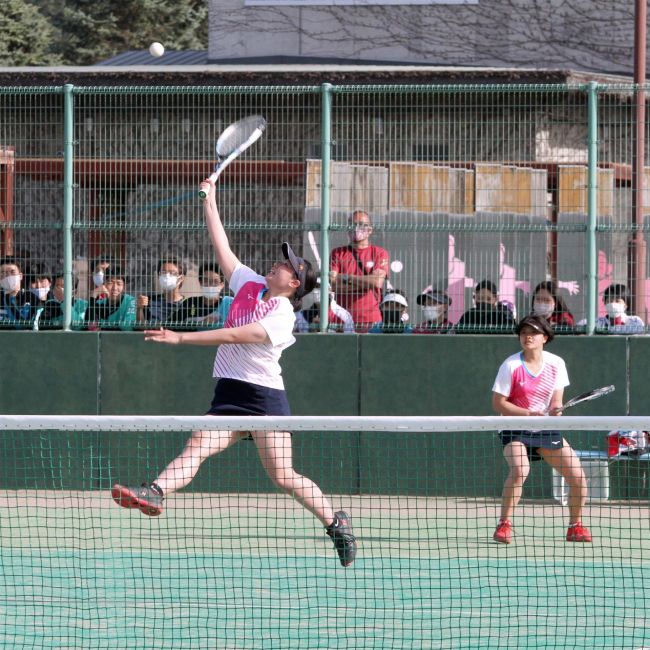 【写真】松岡・小泉組1年生V 女子は荒井・玉尾組 全十勝高校ソフトテニス