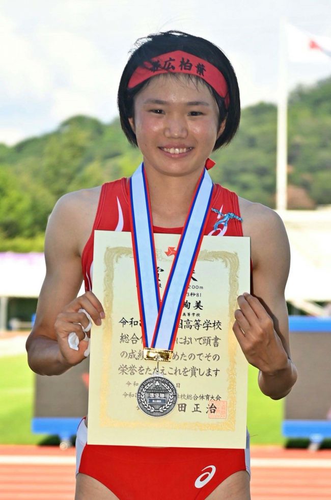 【写真】小野寺絢美女子200準優勝、帯柏葉勢34年ぶりの入賞飾る 全国高校総体陸上競技