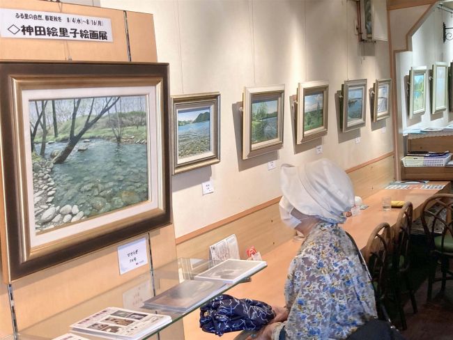 【写真】鹿追町の画家神田絵里子さんが札幌個展