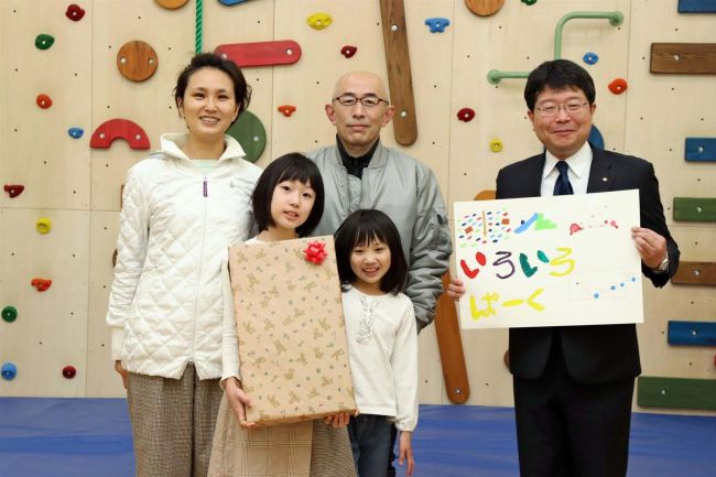 新コーナー名称は「いろいろぱーく」　柏小３年高橋さん考案　帯広市児童会館